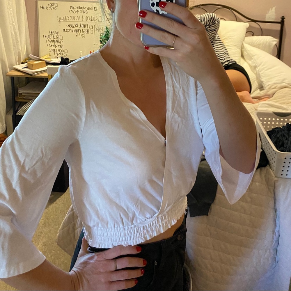 Cropped white blouse